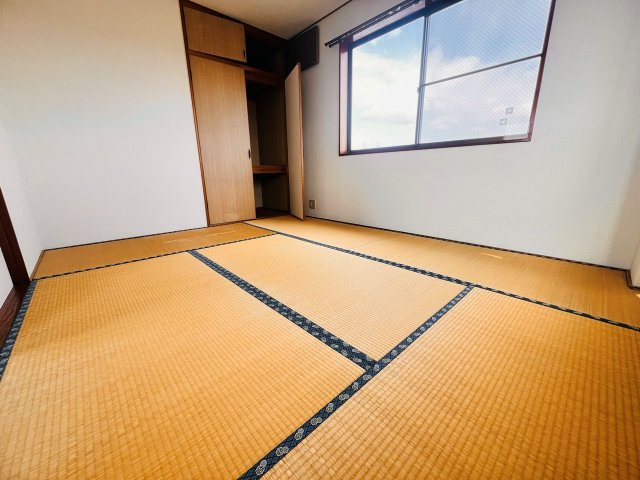 古賀ビルの和室