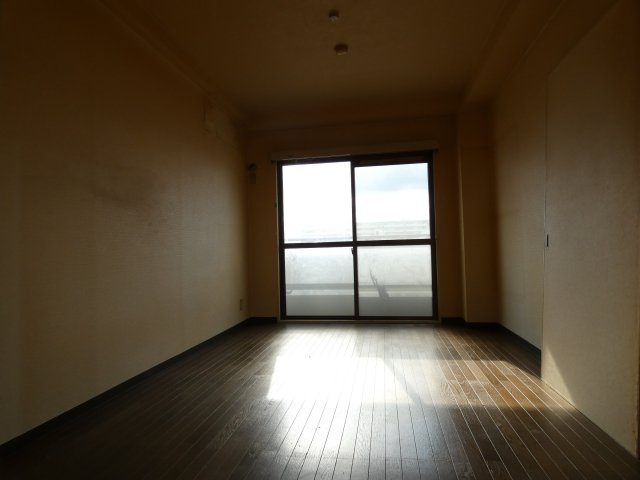 【寝室】 | ウイステリア長居西