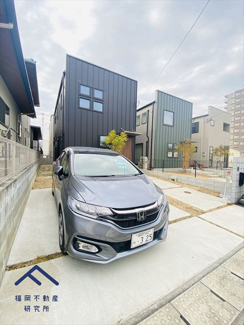 筑紫野市大字筑紫　戸建ての駐車場