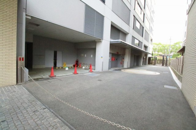 【駐車場】 | クレヴィアタワー中之島