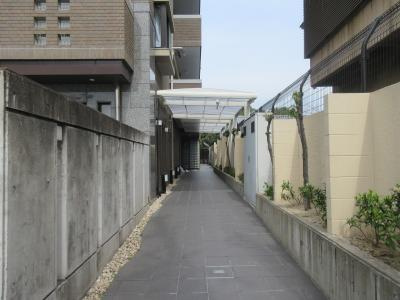 PALACEFIRSTQのエントランス