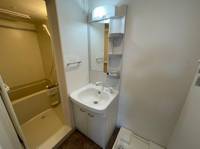 la tiédeur ( 近畿大学 一人暮らし )の独立洗面台