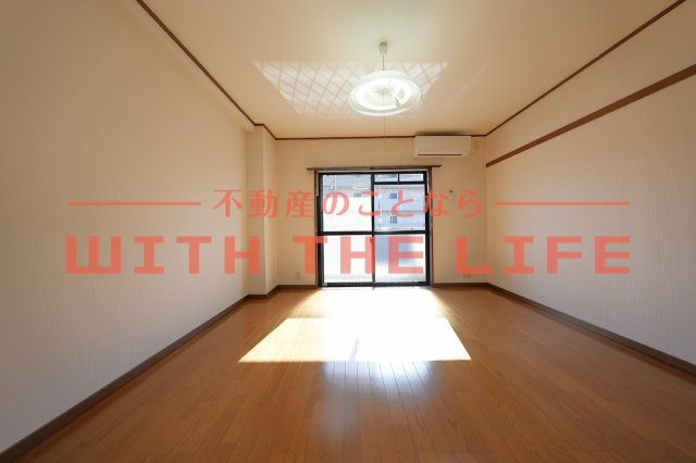 コンフォールⅢ【キャッシュバック賃貸】の内装|きれいな内装です