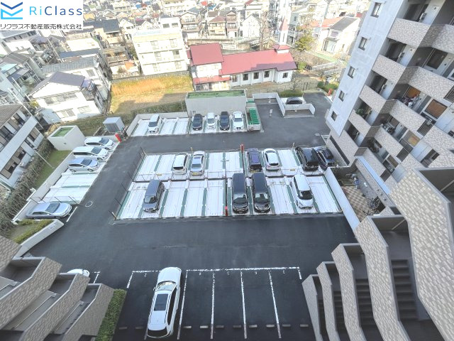 ルネ神戸宮川町さくら坂の駐車場|駐車スペースもあります