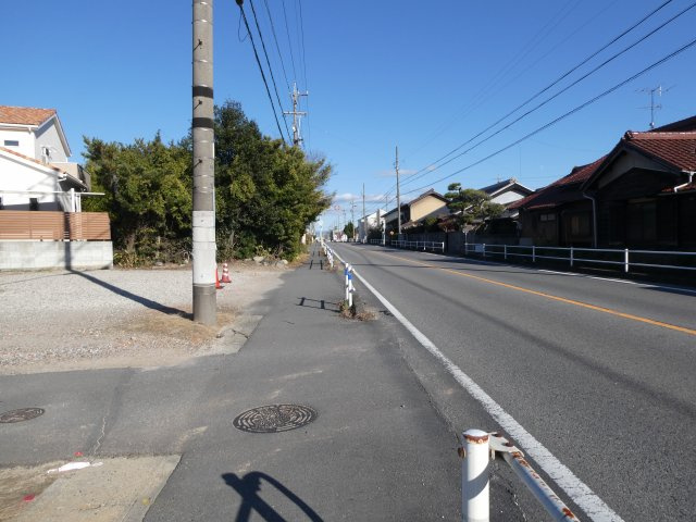 高浜市神明町21-1期　2号棟の前面道路含む現地写真|高浜市神明町21-1期新築分譲住宅前面道路写真です。南側約12ｍ