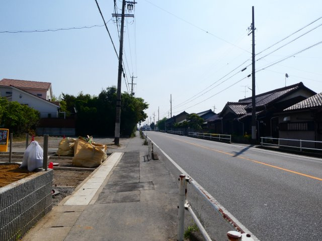 高浜市神明町21-1期　2号棟の前面道路含む現地写真|高浜市神明町21-1期新築分譲住宅前面道路写真です。南側約12ｍ