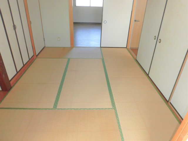 マウンティンやかたⅡの和室