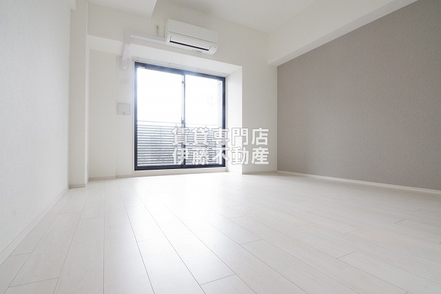S-RESIDENCE平安通の洋室