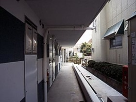 【エントランス】 | 大倉山エクレール