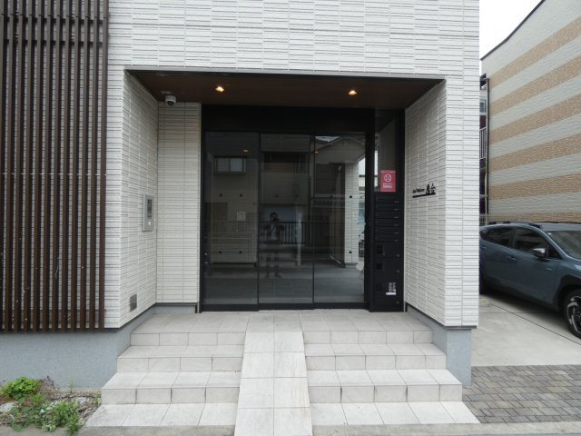 【エントランス】 | シャーメゾン鷹合