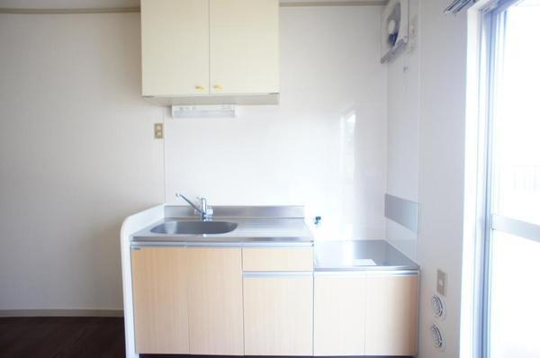 ユニバース梶ヶ谷のキッチン