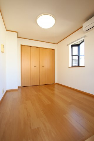 【洋室】 | ヴィラナカヤマ