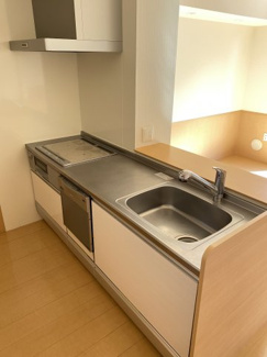 【キッチン】 | Side Three A棟 | イメージ(反転タイプ)