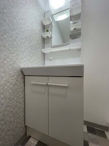 上高丸３丁目戸建の洗面所