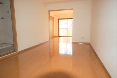 【居間・リビング】 | ピアコートＢ