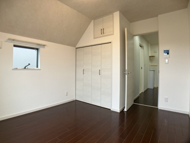 メゾン・アルルの洋室