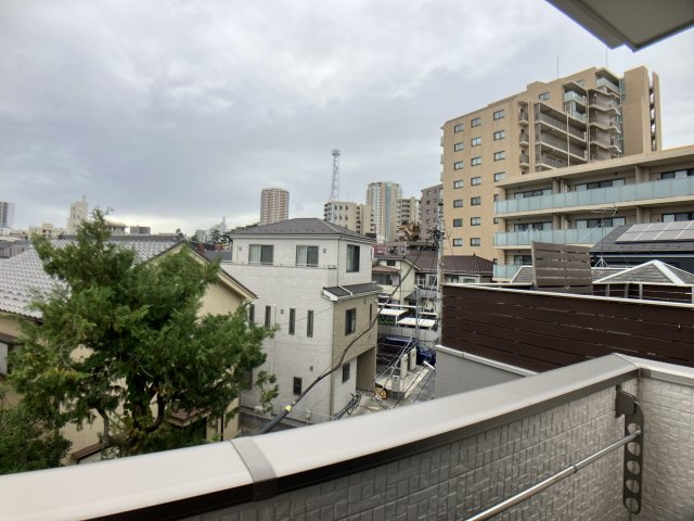 メゾン・アルルの展望