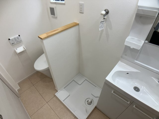 メゾン・アルルのその他