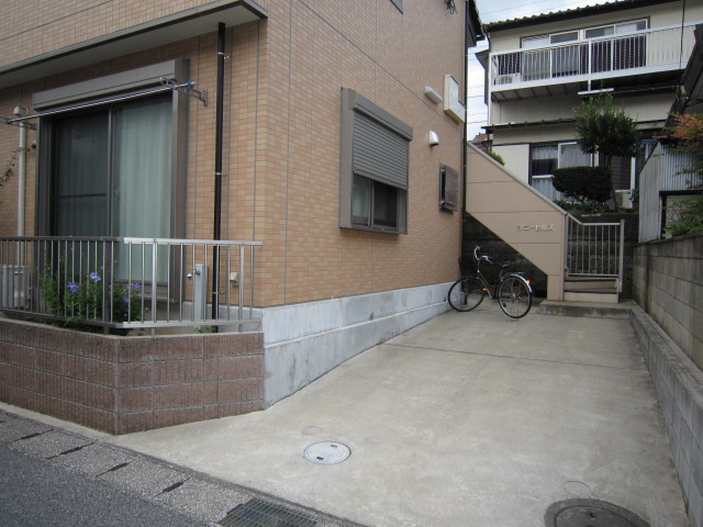 【エントランス】