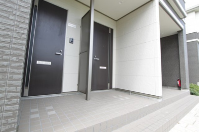 【エントランス】 | ネオ　ステージ