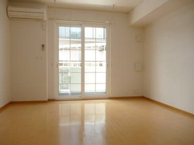 【寝室】 | エクセランクールIII