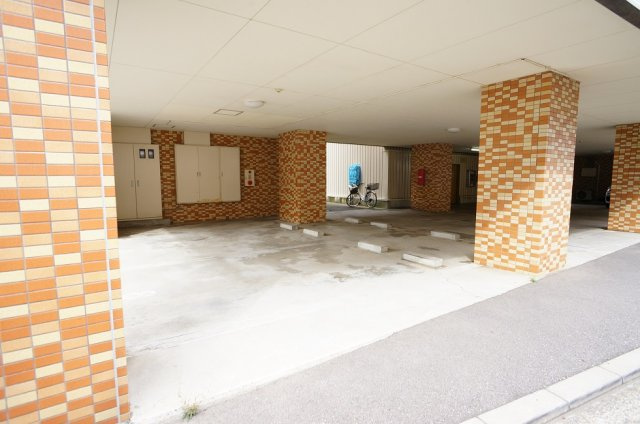 【駐車場】 | プレステージ新潟 | 月額16,000円(税別)