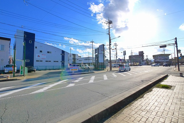 アクール三条大宮駐車場の外観
