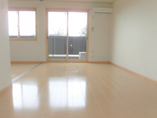 モアエクセレンスAの内装
