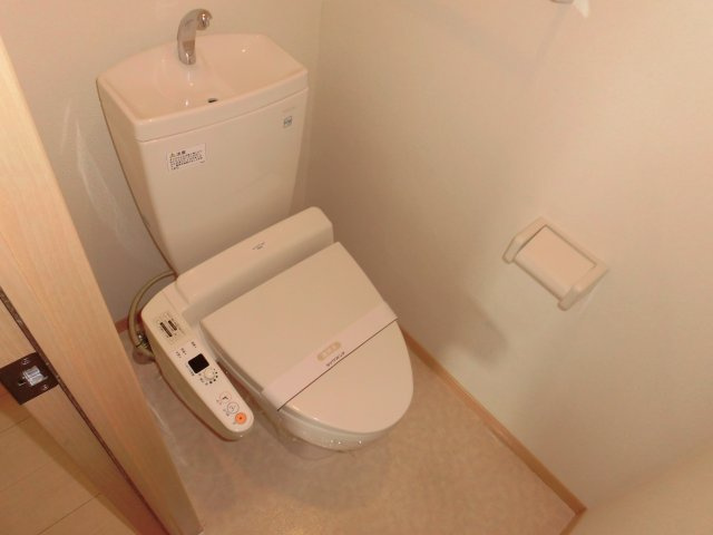 モアエクセレンスAのトイレ