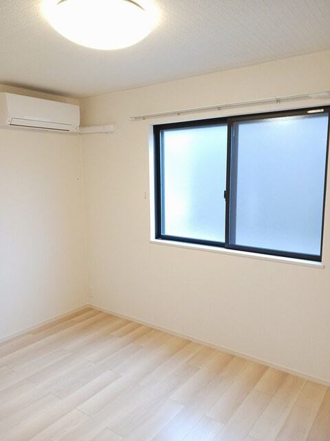 パッシィオーネWの洋室