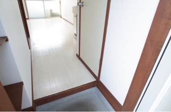 【玄関】 | ※別室の参考写真です