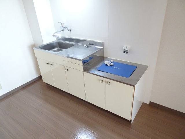 リバーサイドコートあづまのキッチン