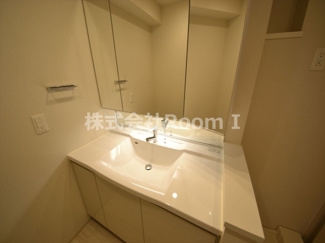 【独立洗面台】 | ＯＰＵＳ　ＲＥＳＩＤＥＮＣＥ　ＳＨＩＮＳＡＩＢＡＳＨＩ　ＳＯＵＴＨ | 使いやすい独立洗面台です