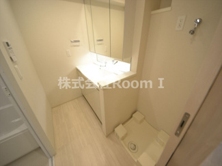 【洗面所】 | ＯＰＵＳ　ＲＥＳＩＤＥＮＣＥ　ＳＨＩＮＳＡＩＢＡＳＨＩ　ＳＯＵＴＨ | 洗面所です