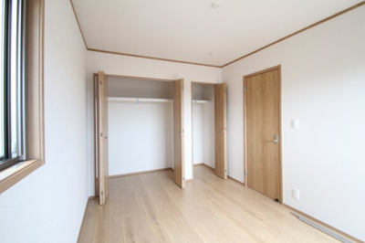 【寝室】 | シャン・ド・フルール