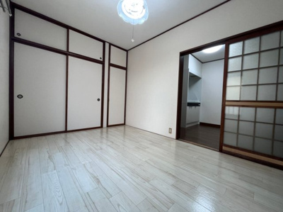 【洋室】 | ヴィラそれいゆ