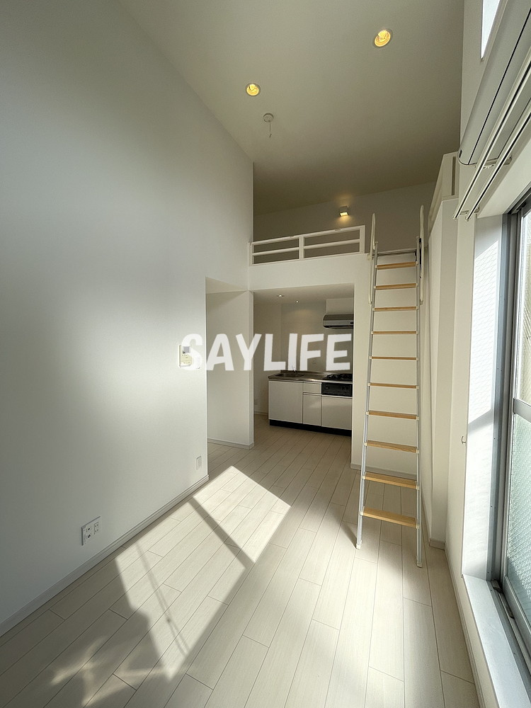 グランヴィア鴻池新田の居間・リビング