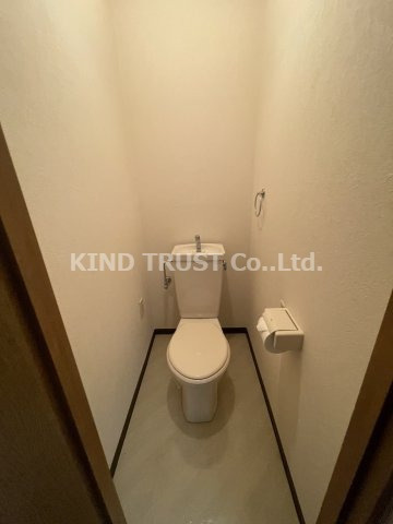 大阪市北区中津３丁目の賃貸マンションのトイレ|シンプルで使いやすいトイレです