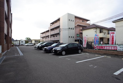 【駐車場】 | トワイライト・ヒル | 駐車場