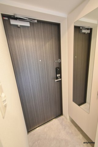エスリードレジデンス大阪弁天町　仲介手数料無料の玄関