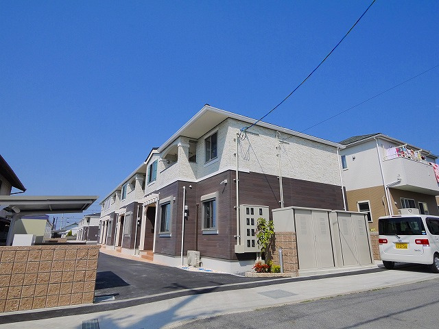 クレメント木津宮ノ内Ａの外観|建物外観を気になさる方へ、見た目の良い物件です