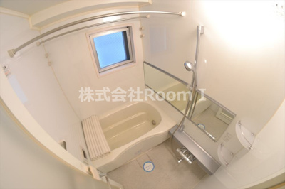 【浴室】 | ルクレ堺筋本町レジデンス | ゆったり過ごせるお風呂です