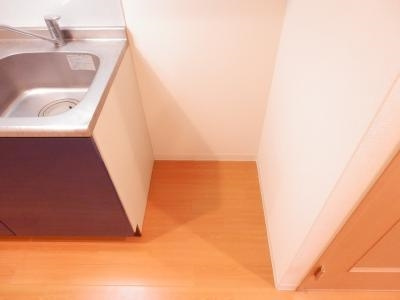 サンクチュアリ四条高倉の内装|冷蔵庫設置スペース