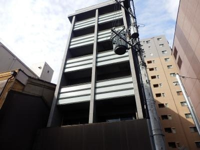 サンクチュアリ四条高倉の外観