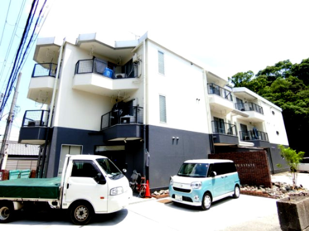 アメージングエステート