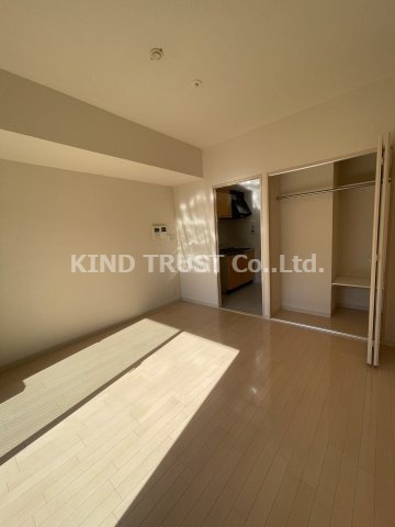 ネオシティ天神橋の居間・リビング|居間です