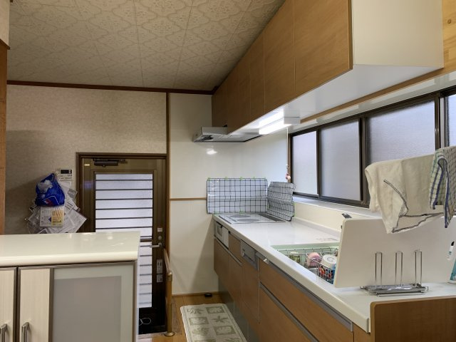 岩美町浦富戸建のキッチン