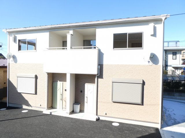 春日部市中央２丁目のテラスの外観