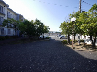 【駐車場】