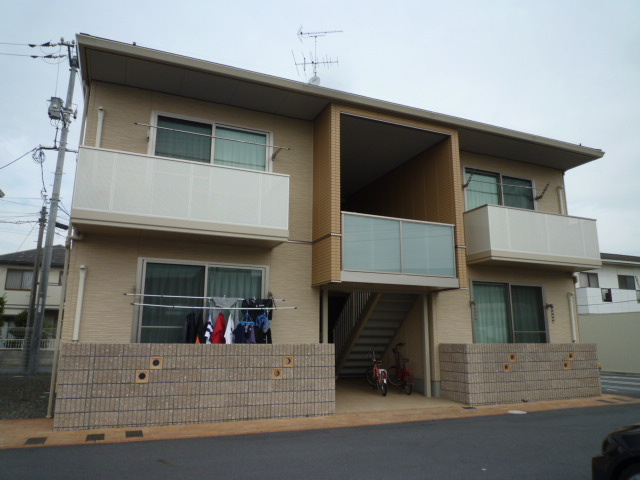 シェルフィールドＢの外観